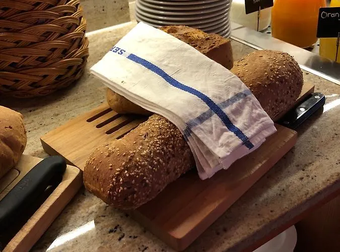 غريمسيل فندق