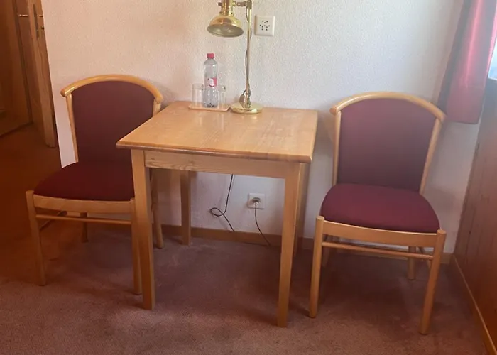 Szálloda Grimsel 3*